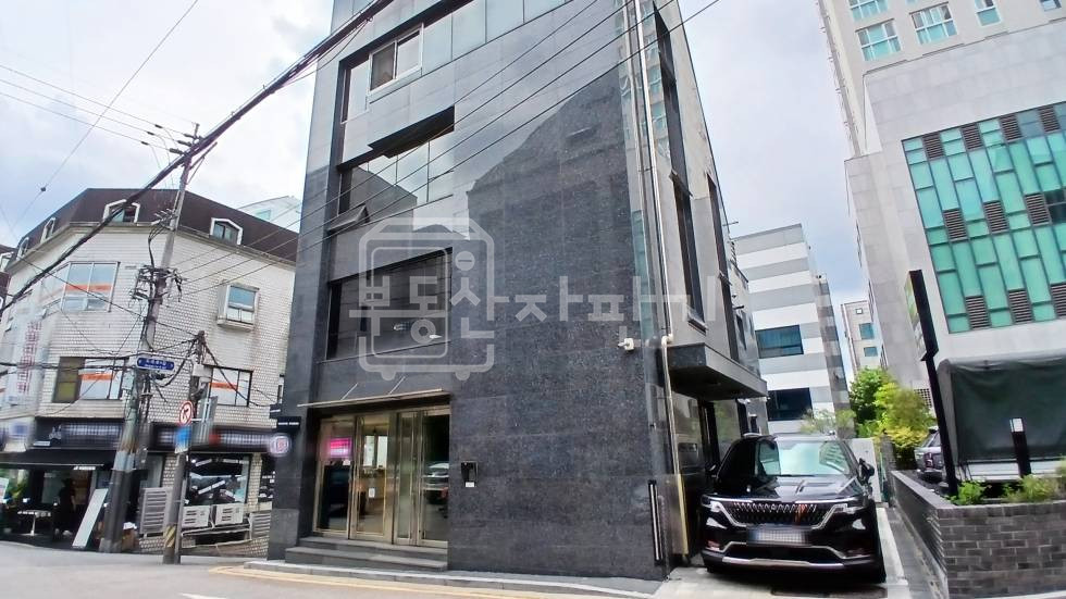 서울 강남구 도곡동 무권리, 뱅뱅사거리 인근, 1층 임대 월세 매물번호 35322 사진 2