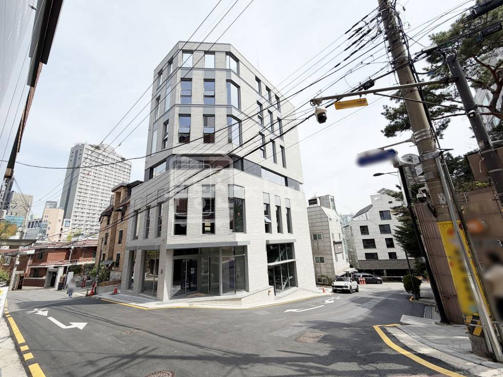 서울 강남구 청담동 무권리,신축,갤러리아근처,지상1층 임대 월세 매물번호 34057 사진 1