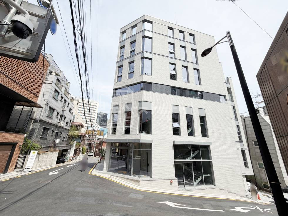서울 강남구 청담동 무권리,신축,갤러리아근처,지상2층 임대 월세 매물번호 34060 사진 2