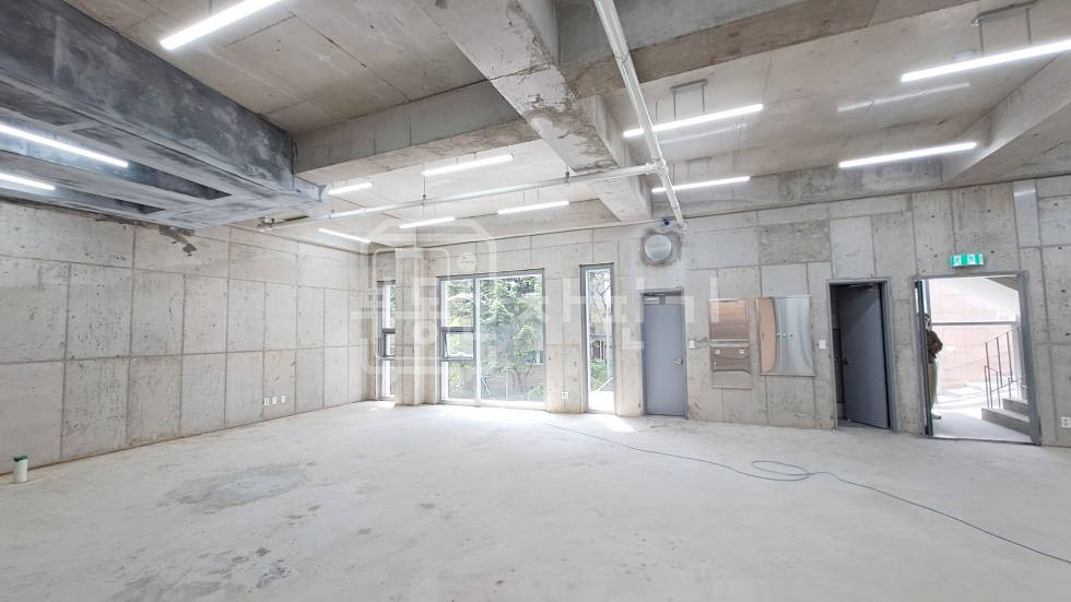 서울 강남구 청담동 무권리,신축,갤러리아근처,지상2층 임대 월세 매물번호 34060 사진 4