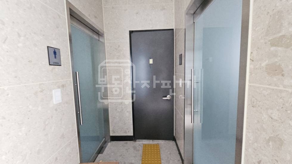 서울 서초구 서초동 남부터미널역 도보 4분, 역세권, 코너건물, 8층 임대 월세 매물번호 35436 사진 6