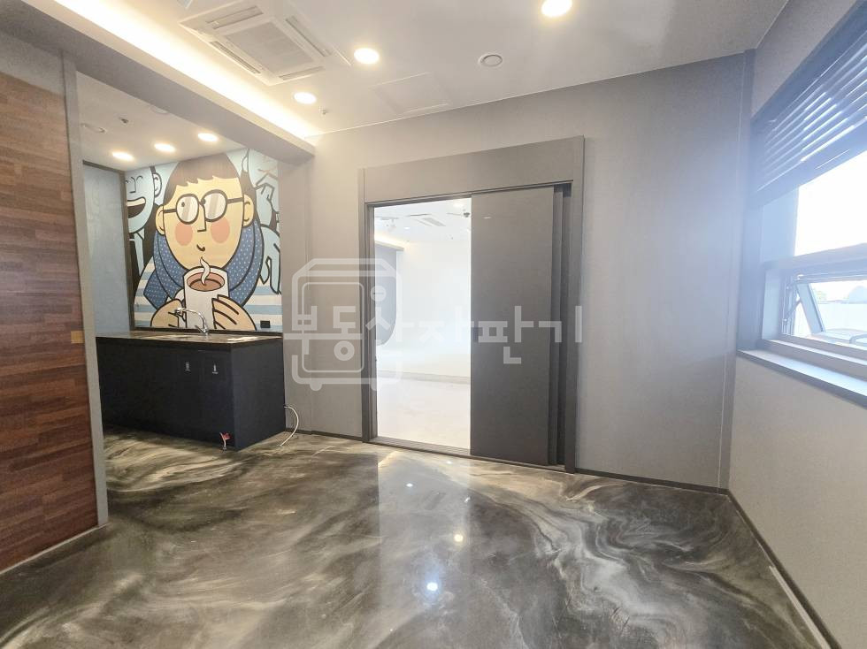 서울 강남구 역삼동 무권리, 강남세브란스교차로인근, 3층 임대 월세 매물번호 35438 사진 2
