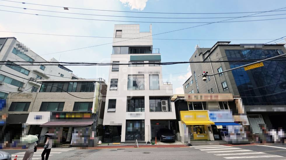 서울 강남구 논현동 무권리, 강남구청역 5분, 역세권, 2층 임대 월세 매물번호 24378 사진 1