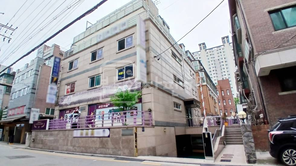 서울 강남구 대치동 한티역 6분, 역세권, 4층 임대 월세 매물번호 35321 사진 1