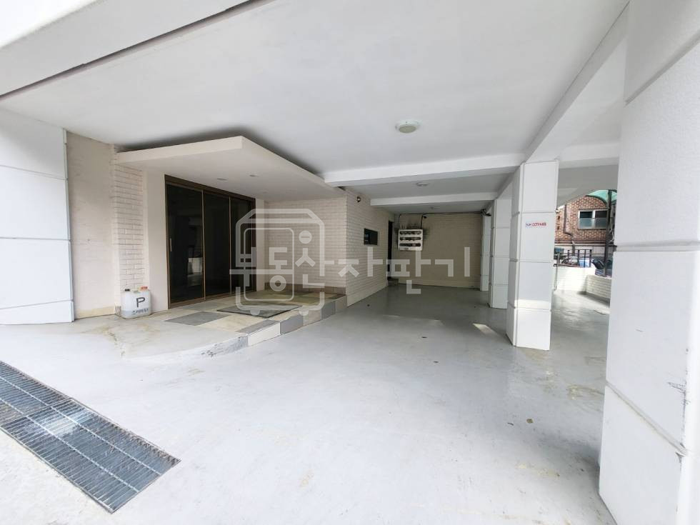 서울 강남구 역삼동 선정릉역 8분, 역세권, 리모델링 건물 반지하층 임대 월세 매물번호 26613 사진 4