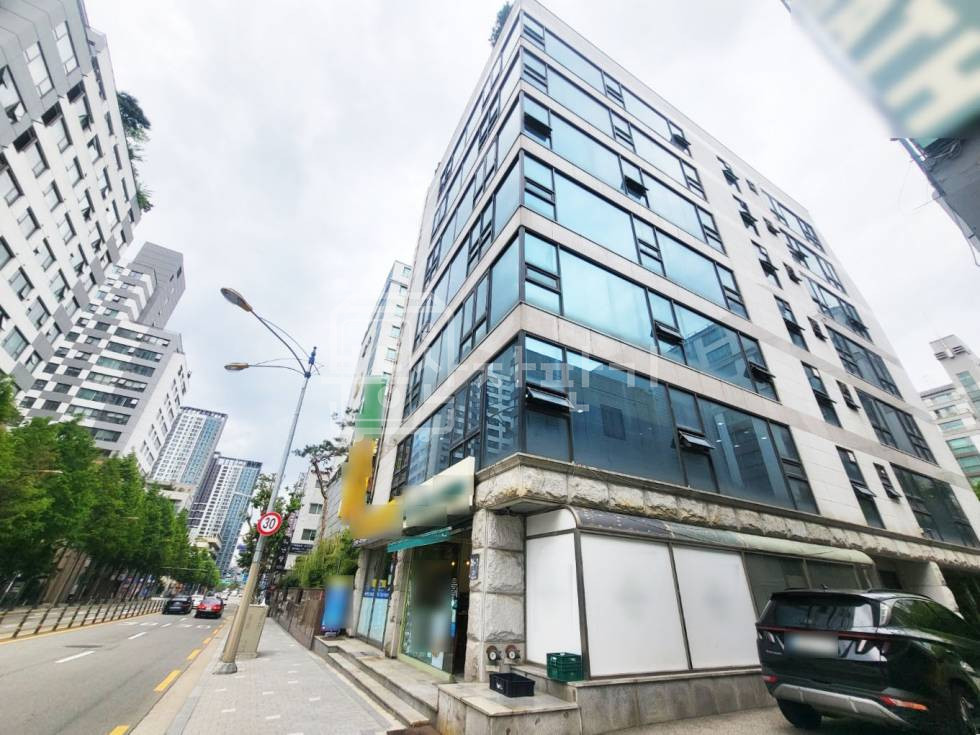 서울 서초구 서초동 양재역 7분, 역세권, 1층 임대 월세 매물번호 35479 사진 1
