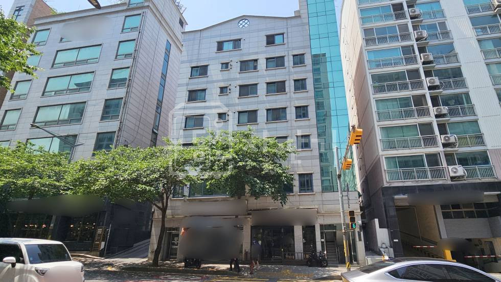 서울 강남구 역삼동 무권리, 역삼초등학교 인근, 대로변, 1층 임대 월세 매물번호 29572 사진 1