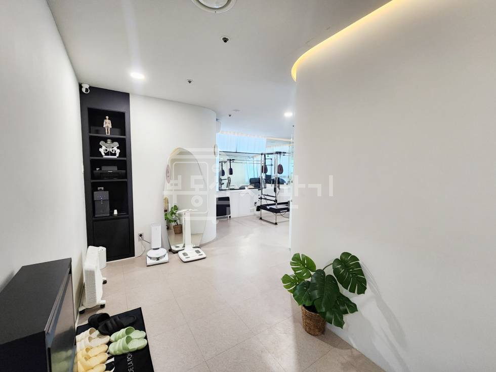 서울 강남구 역삼동 선릉역 1분, 초역세권, 2층 임대 월세 매물번호 35502 사진 1