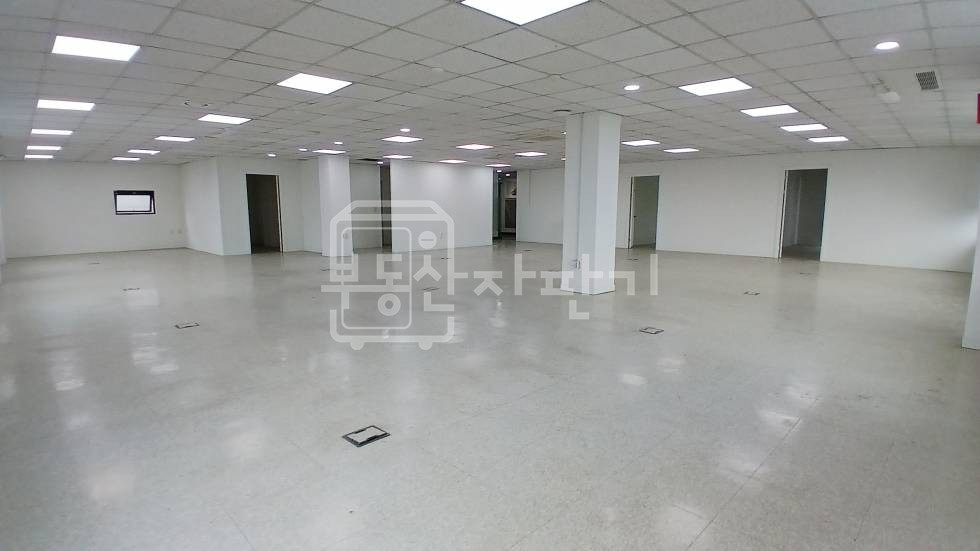 서울 강남구 논현동 무권리, 학동역 4분, 역세권, 5층 임대 월세 매물번호 35510 사진 4