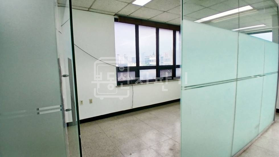서울 강남구 논현동 무권리, 학동역 4분, 역세권, 7층 임대 월세 매물번호 35509 사진 4