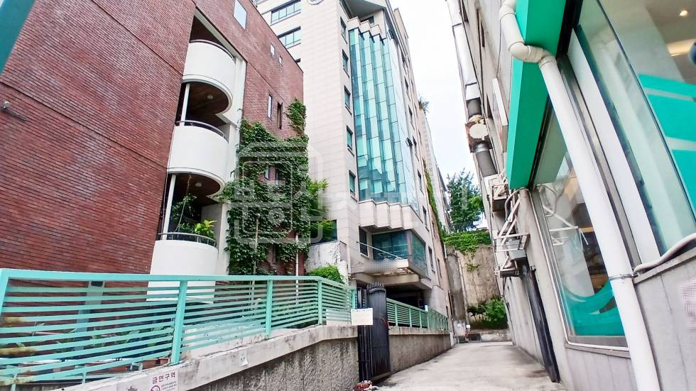 서울 강남구 논현동 무권리, 학동역 4분, 역세권, 7층 임대 월세 매물번호 35509 사진 11