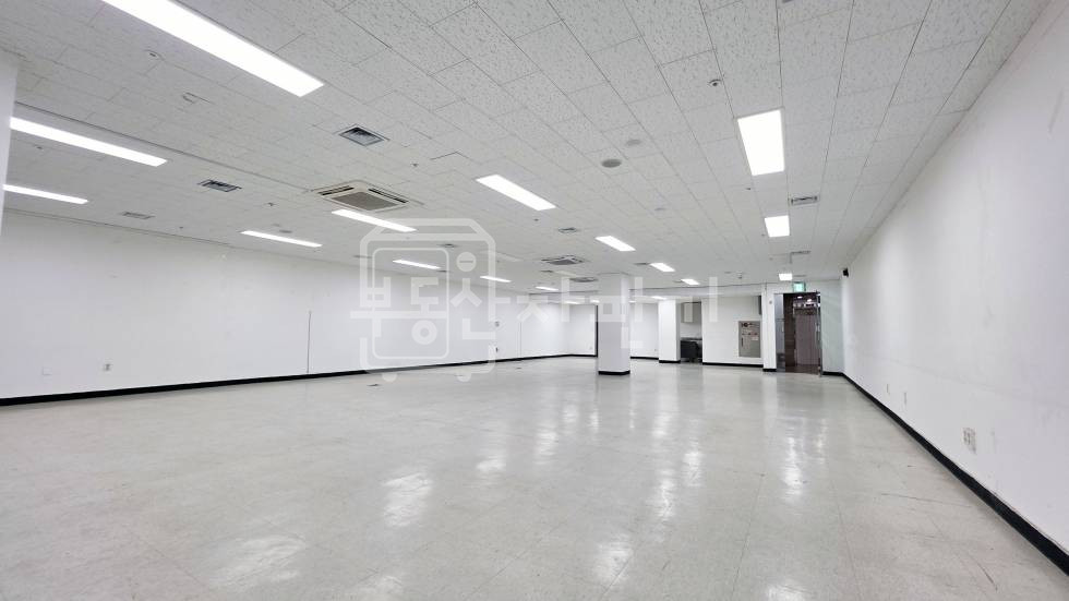 서울 강남구 역삼동 무권리, 선정릉역 2분, 초역세권, 지하1층 임대 월세 매물번호 35555 사진 2