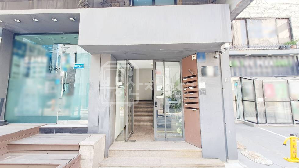 서울 강남구 역삼동 무권리, 9호선 언주역 3분, 초역세권, 3층 임대 월세 매물번호 35007 사진 8