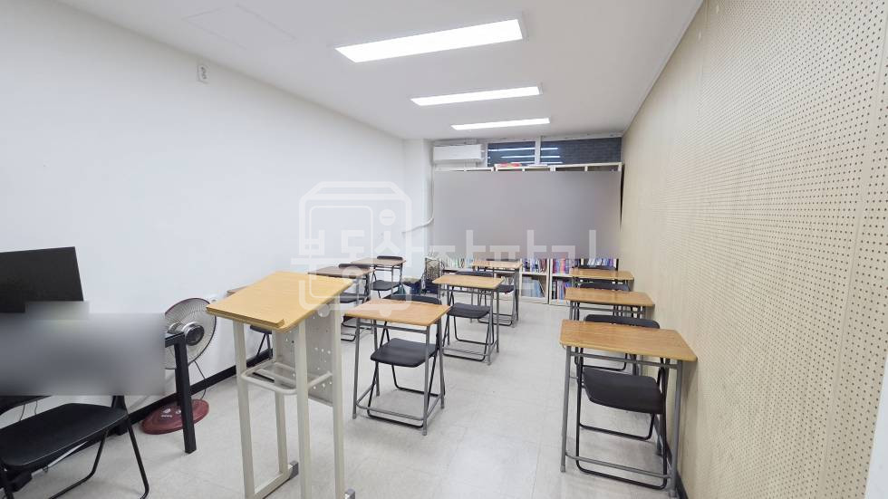 서울 서초구 반포동 반포레미안아이파크아파트 인근, 1층 임대 월세 매물번호 35349 사진 2