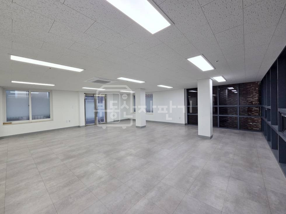 서울 강남구 논현동 신논현역/언주역 도보 8분, 더블역세권, 대로변, 2층 임대 월세 매물번호 33981 사진 5