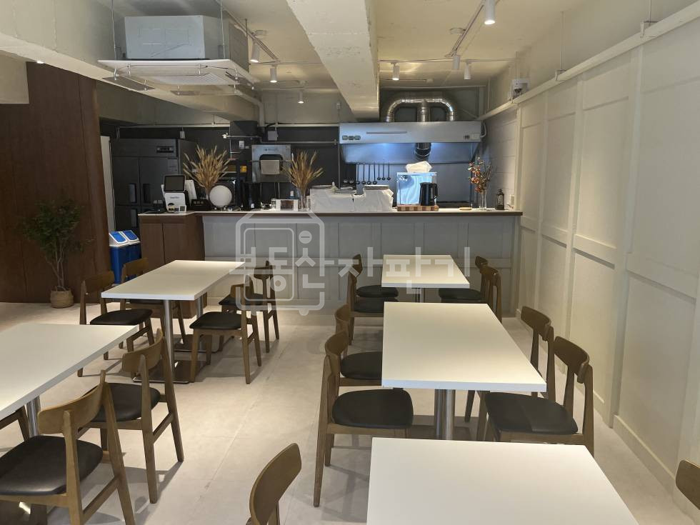 서울 강남구 신사동 압구정역 6분, 2층 임대 월세 매물번호 33475 사진 3
