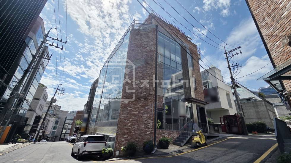 서울 강남구 청담동 압구정로데오역 도보 5분, 4층 임대 월세 매물번호 35523 사진 1