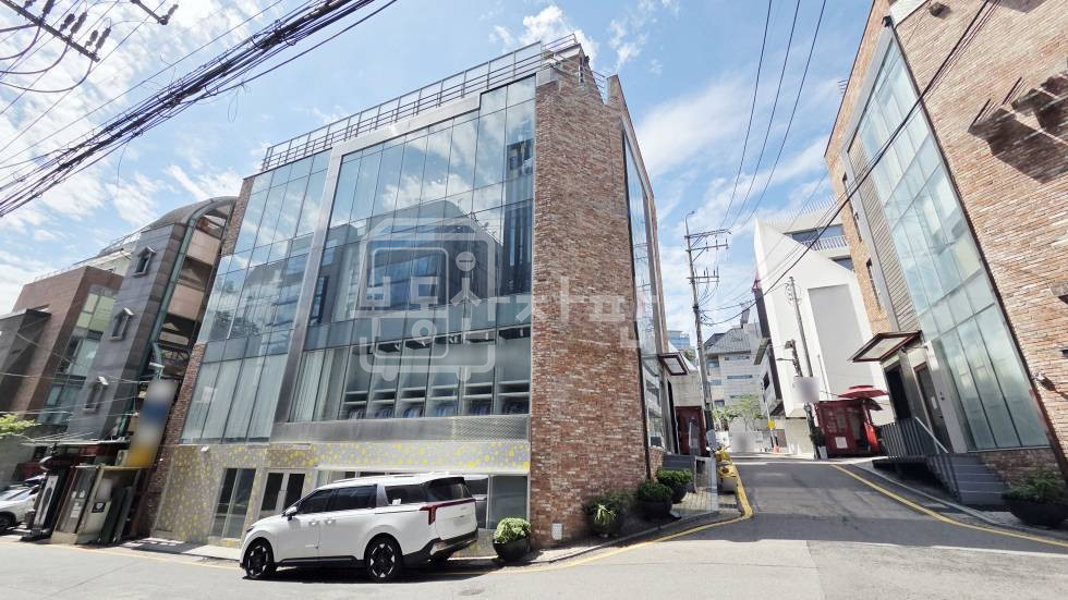 서울 강남구 청담동 압구정로데오역 도보 5분, 4층 임대 월세 매물번호 35523 사진 2