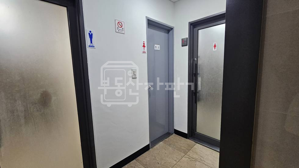 서울 강남구 역삼동 무권리, 한티역사거리, 도곡공원 인근, 이면도로, 코너건물, 지하1층 임대 월세 매물번호 35291 사진 8