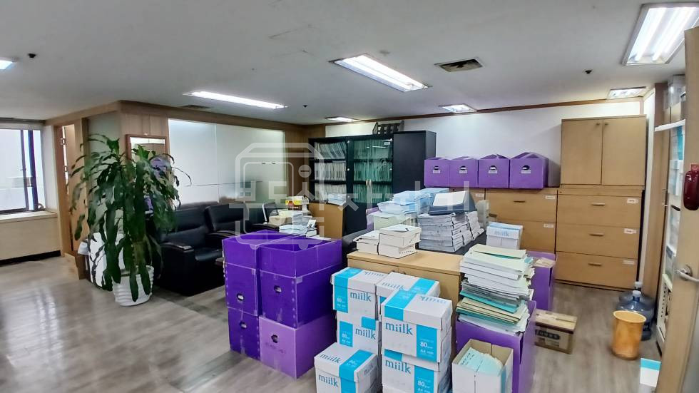 서울 강남구 논현동 무권리, 신논현역 4분, 역세권, 5층 임대 월세 매물번호 35486 사진 2