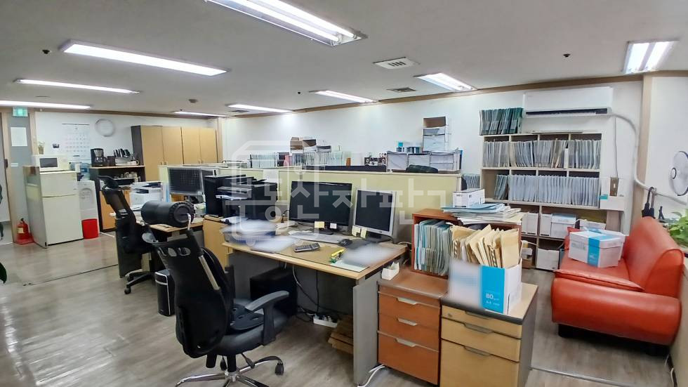서울 강남구 논현동 무권리, 신논현역 4분, 역세권, 5층 임대 월세 매물번호 35486 사진 3