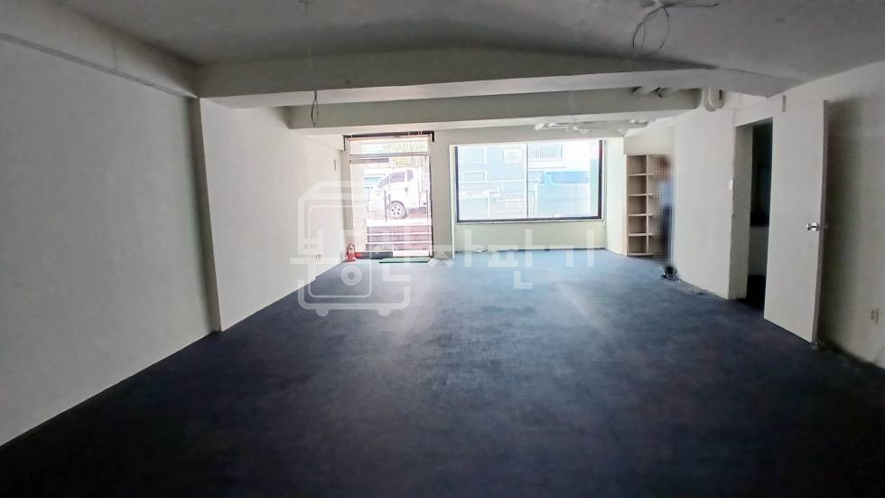 서울 강남구 논현동 무권리, 학동역 4분, 역세권, 지하1층 임대 월세 매물번호 35511 사진 5