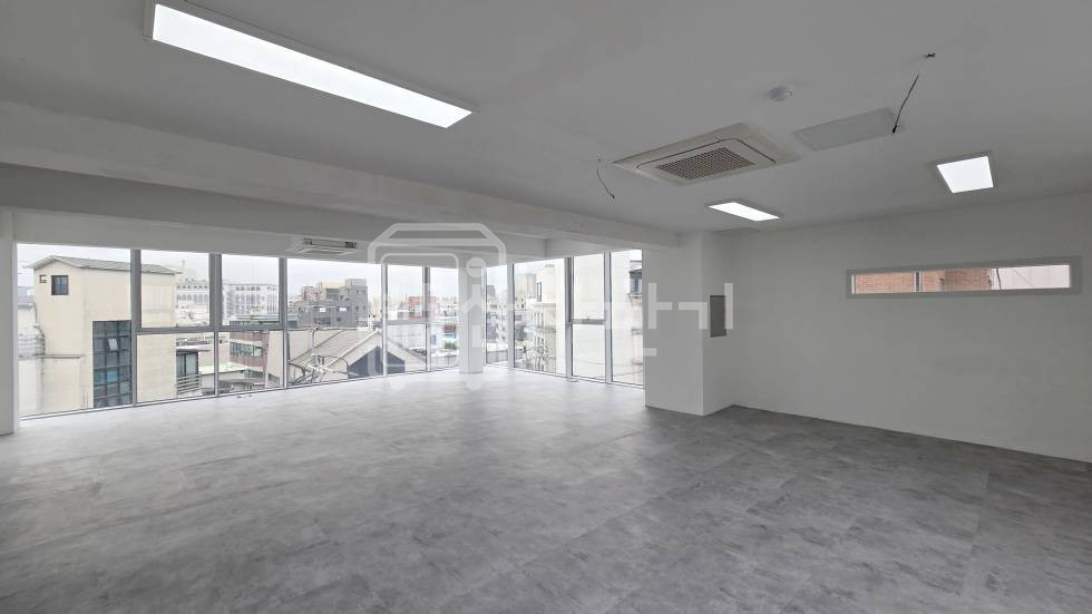 서울 강남구 신사동 무권리, 압구정역 도보 9분, 역세권, 도로변, 5층 임대 월세 매물번호 35619 사진 7