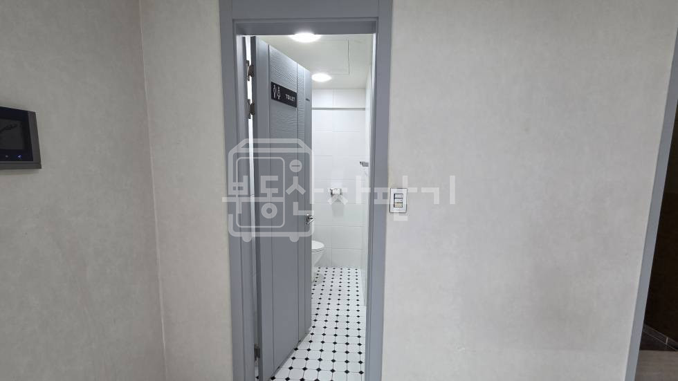 서울 서초구 서초동 무권리 서초1동주민센터 인근, 3층 임대 월세 매물번호 35537 사진 3