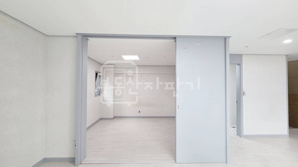 서울 서초구 서초동 무권리 서초1동주민센터 인근, 3층 임대 월세 매물번호 35537 사진 5