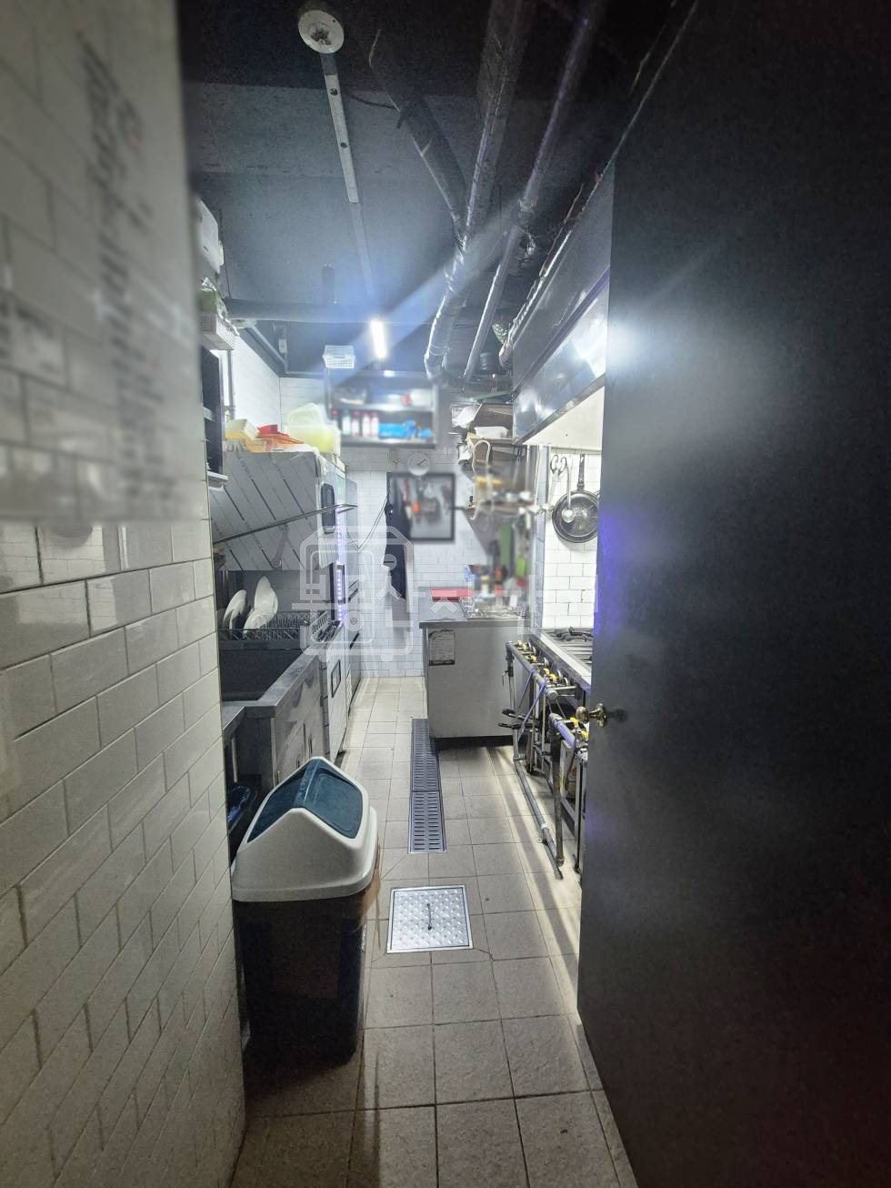 서울 강남구 청담동 무권리, 청담동 고급 와인바자리 1층 임대 월세 매물번호 32508 사진 3