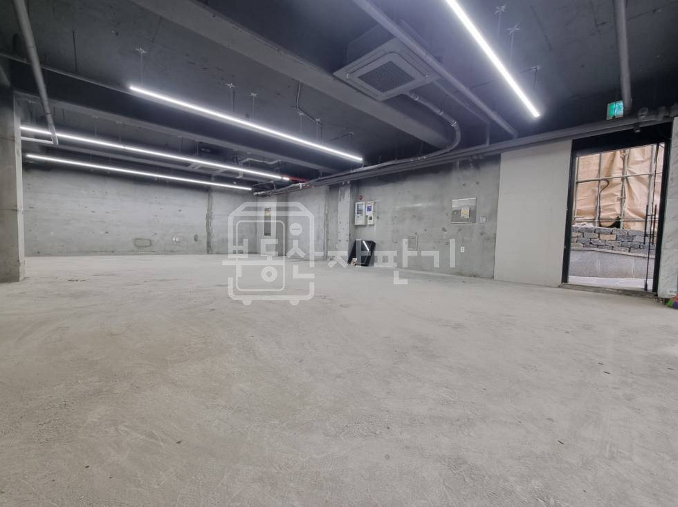 서울 강남구 청담동 무권리, 청담동 고급 와인바자리 1층 임대 월세 매물번호 32508 사진 11