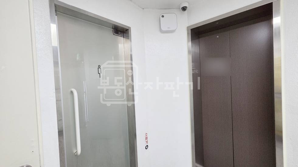 서울 서초구 서초동 무권리 남부터미널역 도보 5분, 2층 임대 월세 매물번호 35546 사진 4