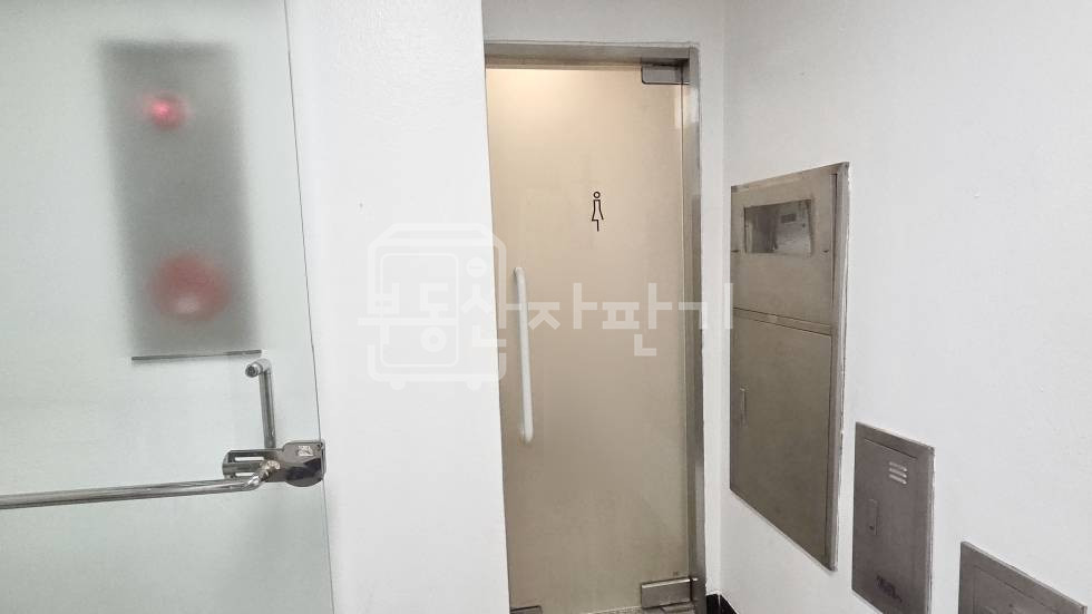 서울 서초구 서초동 무권리 남부터미널역 도보 5분, 2층 임대 월세 매물번호 35546 사진 5