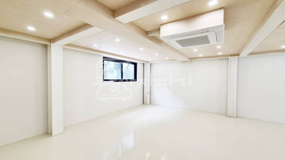 서울 강남구 대치동 무권리, 2호선 선릉역 10분, 역세권, 포스코센터 인근, 지하1층 임대 월세 매물번호 35625 사진 2
