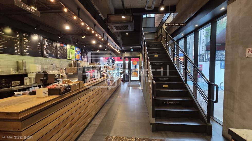 서울 강남구 신사동 무권리, 신사역 도보 1분, 초역세권, 도로변, 1층 임대 월세 매물번호 35644 사진 6