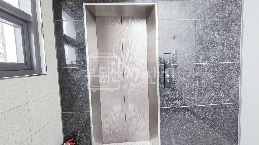 서울 강남구 신사동 무권리 압구정역 도보 6분, 역세권, 코너건물 5층 임대 월세 매물번호 31109 사진 10