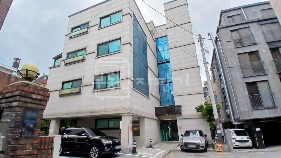 서울 서초구 방배동 무권리, 내방역 2분, 초역세권, 지하1층 임대 월세 매물번호 32057 사진 1