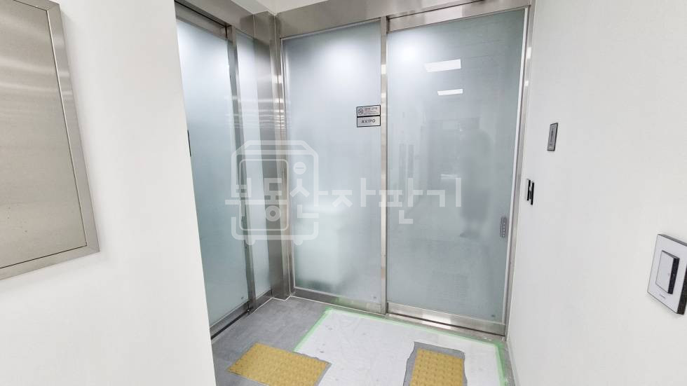 서울 서초구 서초동 무권리, 2호선 교대역 1분, 초역세권, 2층 임대 월세 매물번호 35406 사진 3