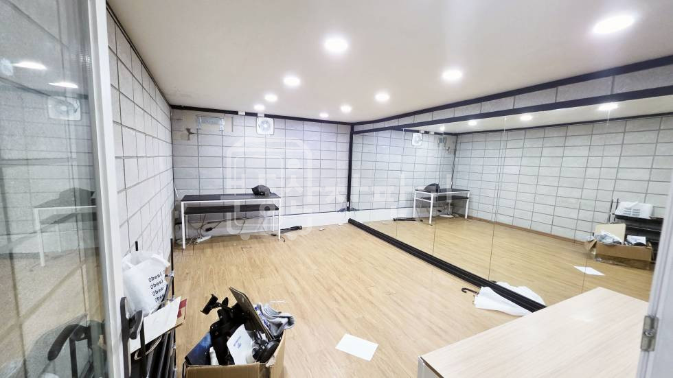 서울 강남구 논현동 무권리, 언주역 2분, 초역세권 지하1층 임대 월세 매물번호 33608 사진 3