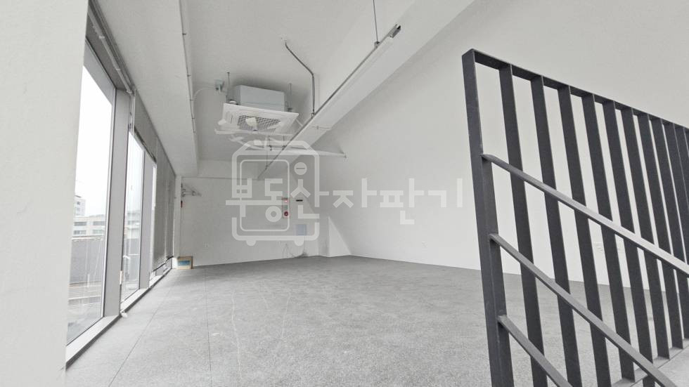 서울 서초구 방배동 신축 첫 입주, 무권리, 역세권, 사당역 도보 7분, 4~5층 연층임대 월세 매물번호 35677 사진 8