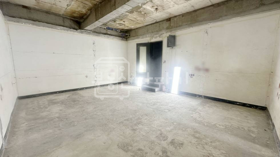 서울 강남구 논현동 무권리, 신논현역 6분,역세권 지하1층 임대 월세 매물번호 34197 사진 2
