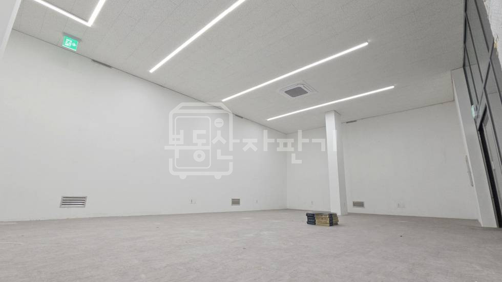 서울 서초구 방배동 신축 첫 입주, 무권리, 역세권, 사당역 도보 7분, 지하1층 임대 월세 매물번호 35675 사진 4