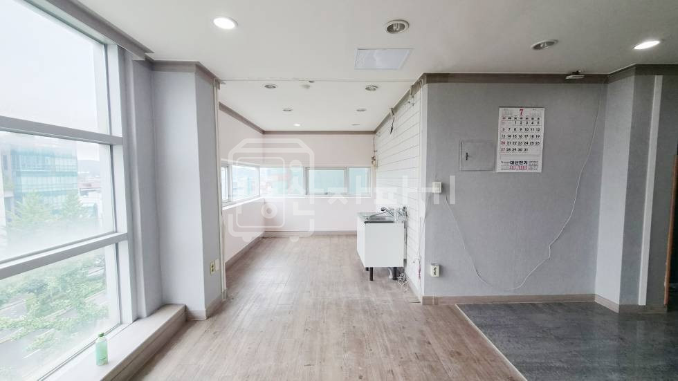 서울 강남구 개포동 무권리, 국악고교앞 사거리 인근, 대로변, 코너건물 5층 월세 매물번호 30041 사진 6