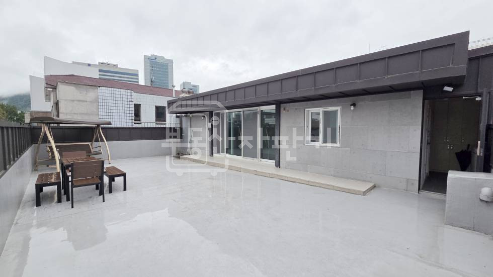 서울 서초구 양재동 무권리, 양재천카페거리 인근, 옥탑층 임대 월세 매물번호 35687 사진 7