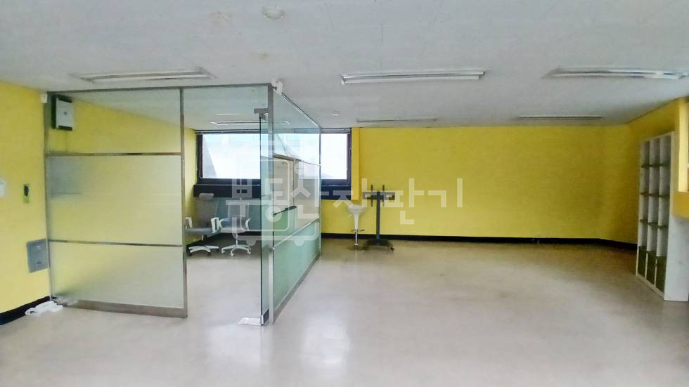 서울 강남구 삼성동 무권리,봉은사역 6분, 역세권, 5층 임대 월세 매물번호 35722 사진 1
