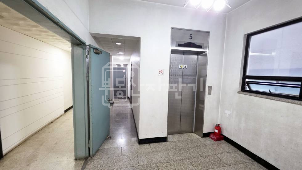 서울 강남구 신사동 무권리, 압구정역 7분, 역세권, 5층 임대 월세 매물번호 35735 사진 7