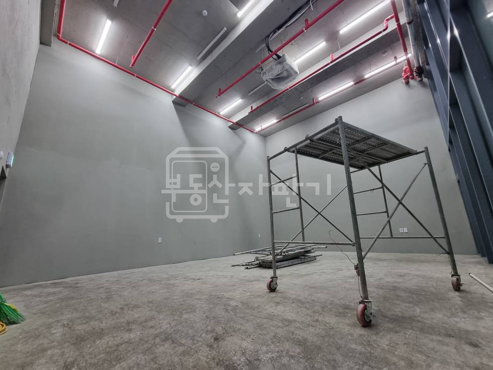 서울 강남구 신사동 압구정로데오역 도보 4분 역세권, 지하 1~2층 임대 월세 매물번호 35746 사진 4