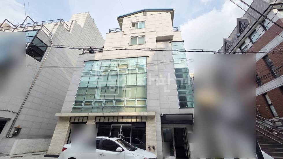 서울 강남구 청담동 무권리, 압구정로데오역 도보 3분, 지하 1층 임대 월세 매물번호 35761 사진 1