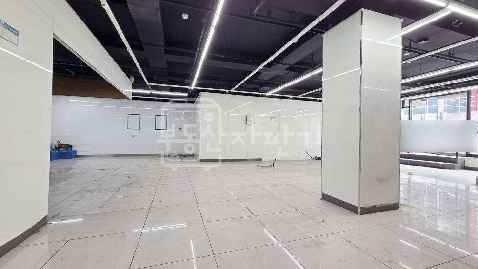 서울 강남구 청담동 무권리, 압구정로데오역 도보 3분, 지하 1층 임대 월세 매물번호 35761 사진 4