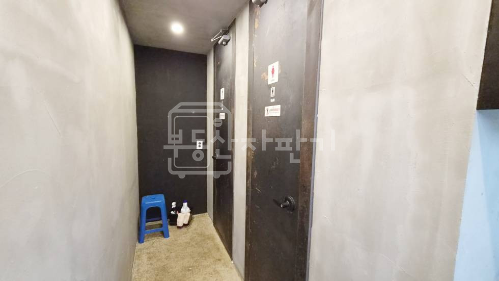 서울 강남구 논현동 무권리, 학동공원 인근, 3호선 신사역 7분, 역세권, 지하2층 임대 월세 매물번호 35770 사진 9